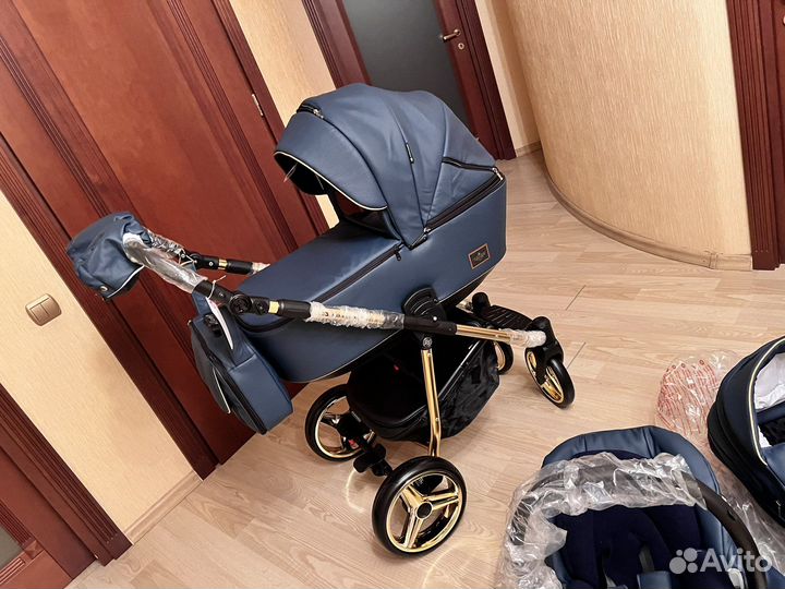 Коляска adamex 3 в 1
