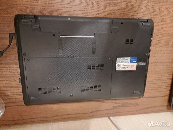 Ноутбук Asus k73e (17 дюймов)