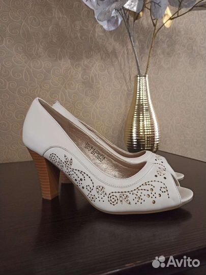 Туфли новые 38