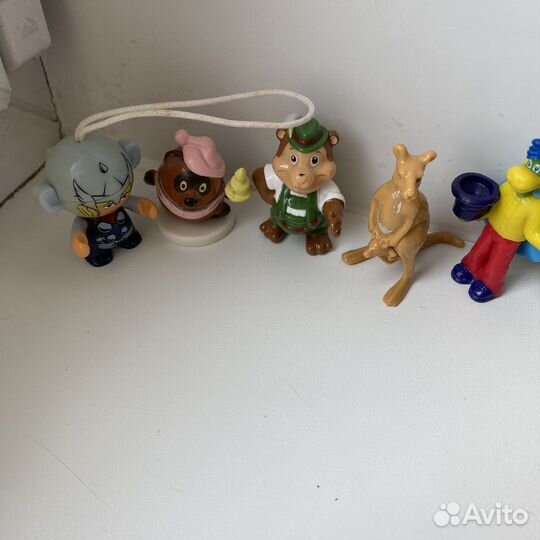 Игрушки из Kinder Surprise