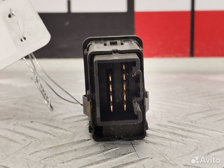 Кнопка аварийной сигнализации для Rover 200 (R3)