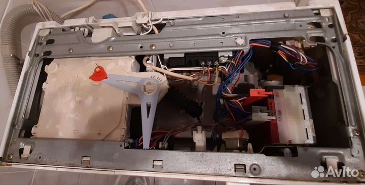 Стиральная машина на запчасти zanussi