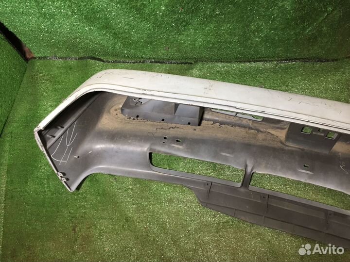 Бампер передний Mazda Bongo SS Белый пустой