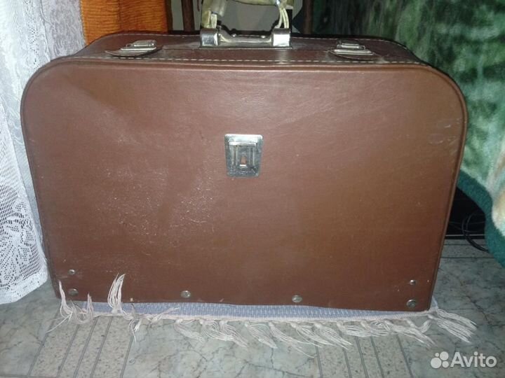 Швейная машинка. Чайка