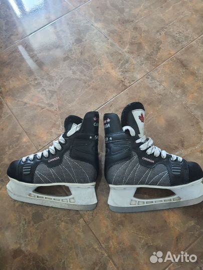 Коньки хоккейные 35 размер