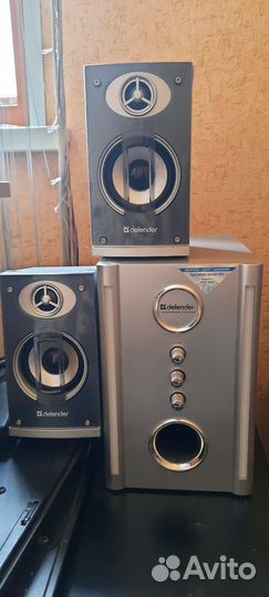 Колонки для компьютера 2.1