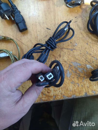 Кабеля на комп