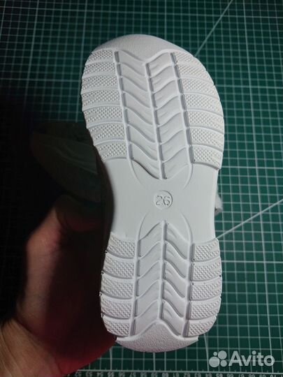 Ботинки детские 26 размер