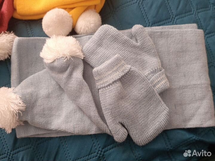 Шапка, шарф, варежки. Комплект