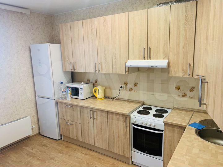 1-к. квартира, 42 м², 4/14 эт.