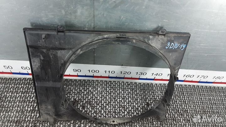 Диффузор вентилятора Mitsubishi Pajero 4 2009