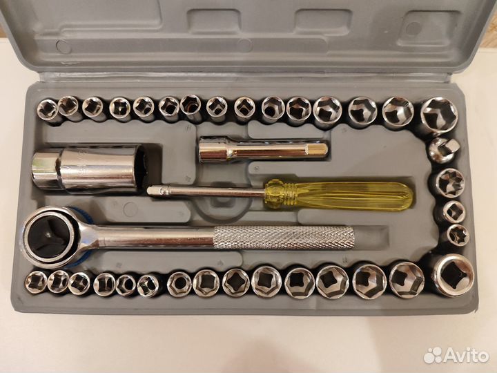 Набор инструмента с трещоткой 40 предметов