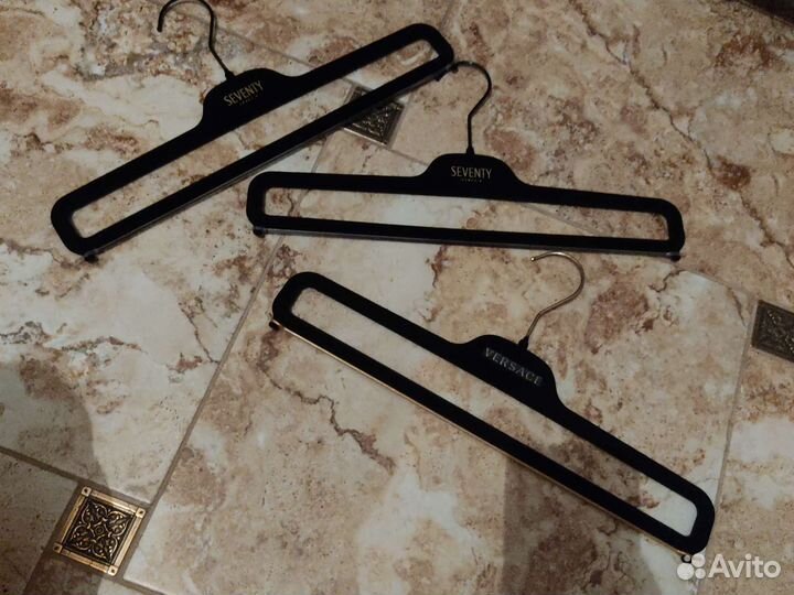 Вешалки плечики Valentino, Versace, Balenciaga
