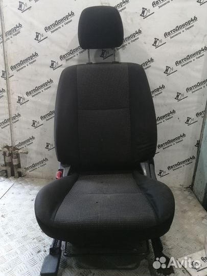 Сиденье переднее левое Mitsubishi Lancer X