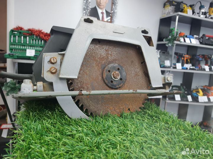 Циркулярная пила Sturm CS50200(пр103)