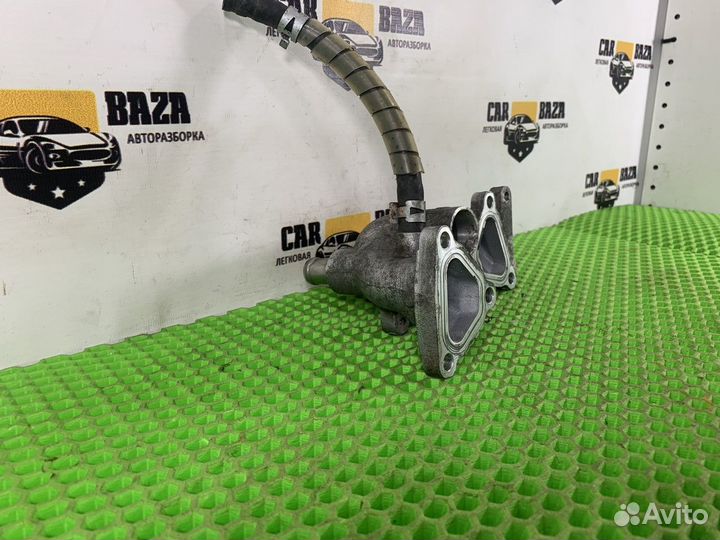 Фланец двигателя системы охлаждения