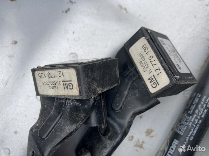 Датчик ускорения правый (левый) opel Astra j