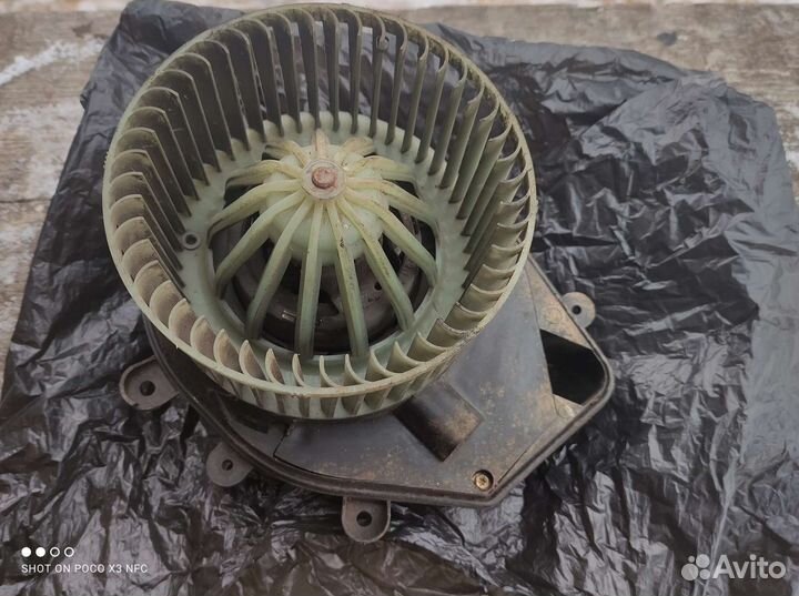 Моторчик печки Volkswagen passat. Audi
