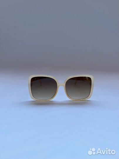 Солнцезащитные очки женские Mango
