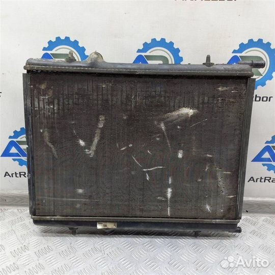 Радиатор основной Peugeot 307 2.0 EW10 RFN 10LH06