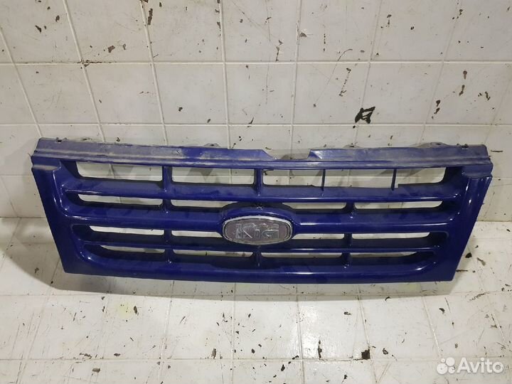 Решетка радиатора Kia Sportage 1994 2.0 МКПП