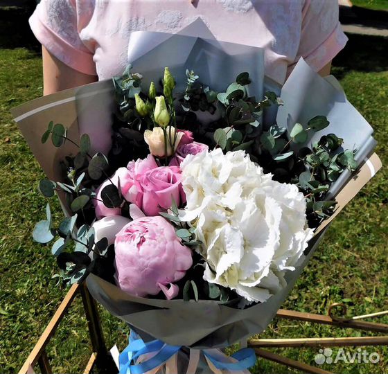 Пион розовый с экзотикой №155