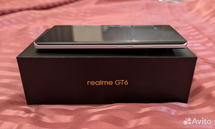 realme GT 6, 12/256 ГБ