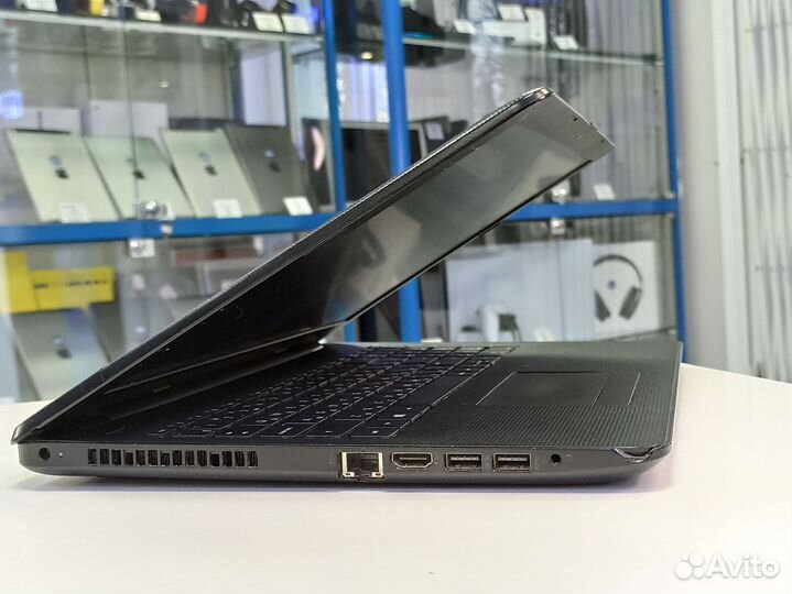 Ноутбук HP i3 5005U/4Gb/512Gb