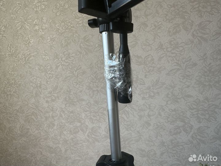 Штатив тренога для телефона напольный