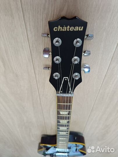 Электрогитара для левшей Chateau (Les Paul)