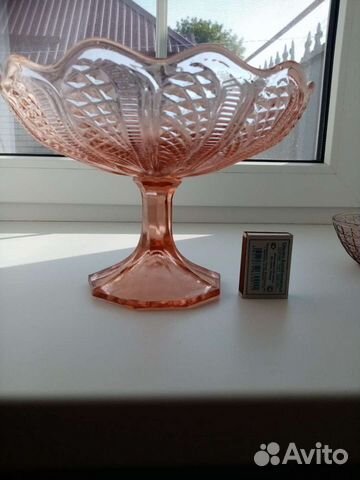 Ваза конфетница цветное стекло