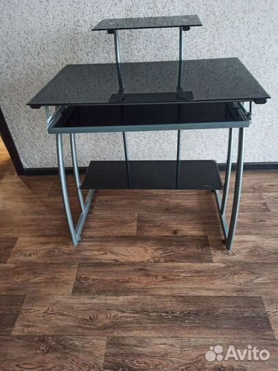 Стол (стекло)