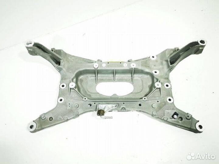 Передняя балка (подрамник) Land Rover рест