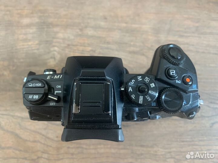 Olympus OM-D E-M1 body