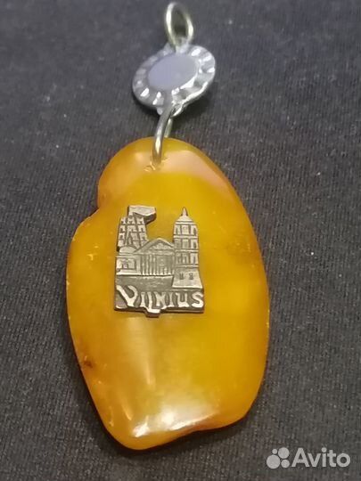 Кулон янтарь собор Св. Анны СССР Литва 70-гг