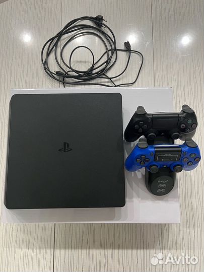 Sony PS4 slim