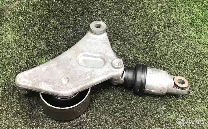 Натяжитель ремня генератора Toyota Avensis 2 (T250) 2003-2008 (2.0L 1azfse) б/у