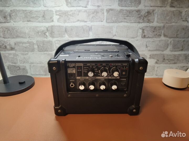 Комбоусилитель Roland Micro cube GX