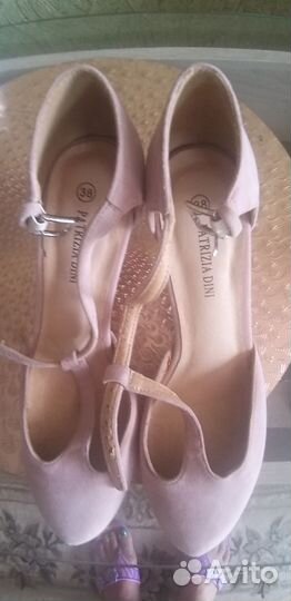 Босоножки женские 38 размер