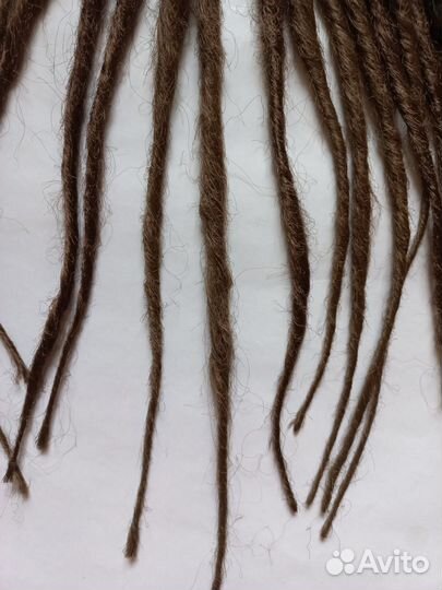 Шиньон из де-дред, де дреды