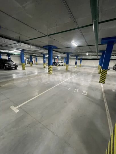 Машиноместо, 16 м²