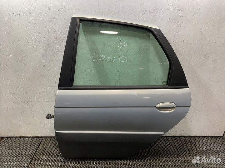 Стекло боковой двери Renault Scenic RX4, 2002