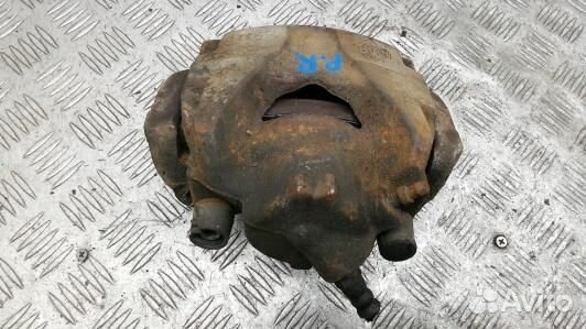 Суппорт тормозной передний правый renault megane 3