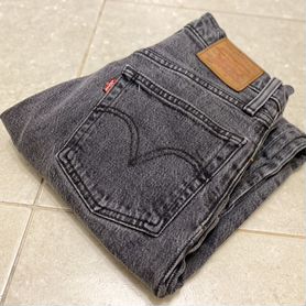 Джинсы Levis 501