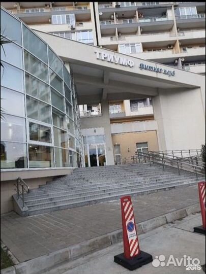 Абонемент/карта в фитнес клуб с бассейном на год