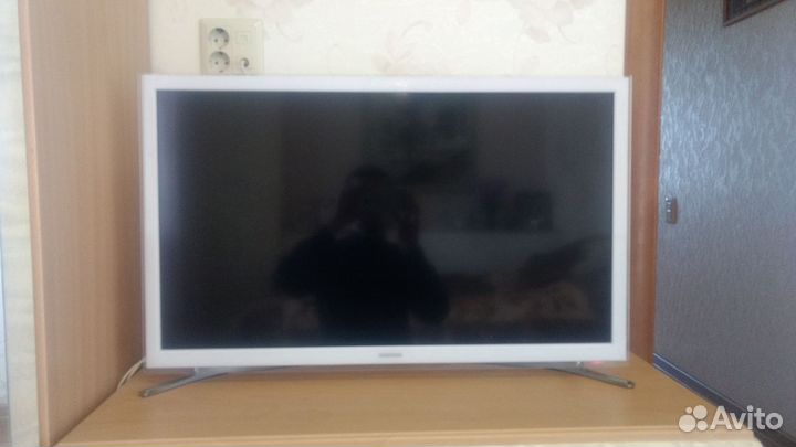 Телевизор Samsung 32, SMART tv, HD