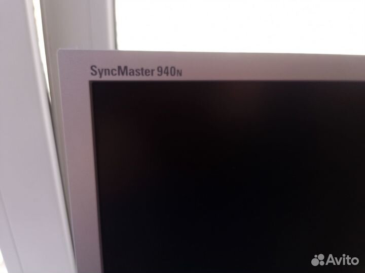 Продам Монитор Samsung syncmaster 940n
