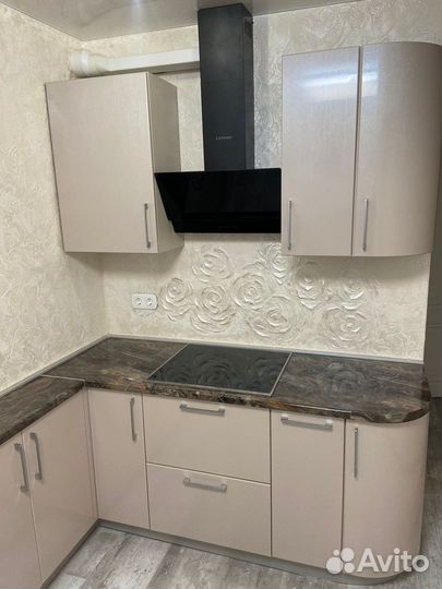 Кухонный гарнитур бу в хорошем состоянии