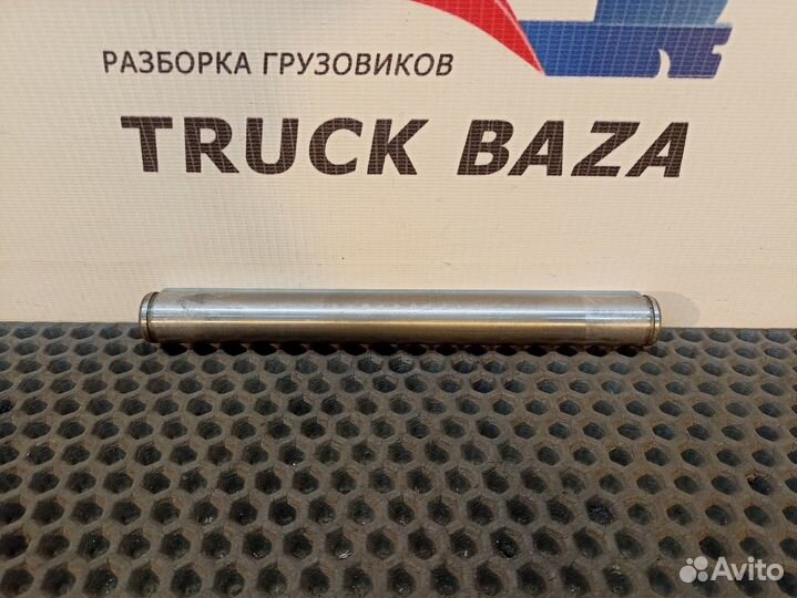 Вал педальный Man L2000