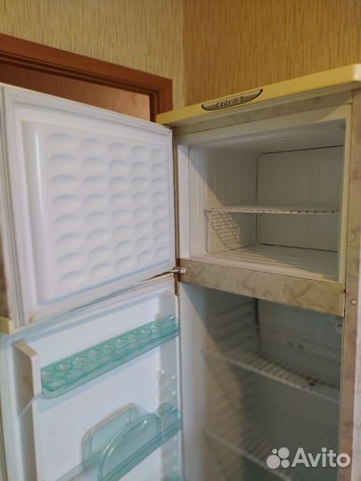 Холодильник бу